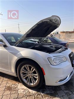 كرايسلر 300